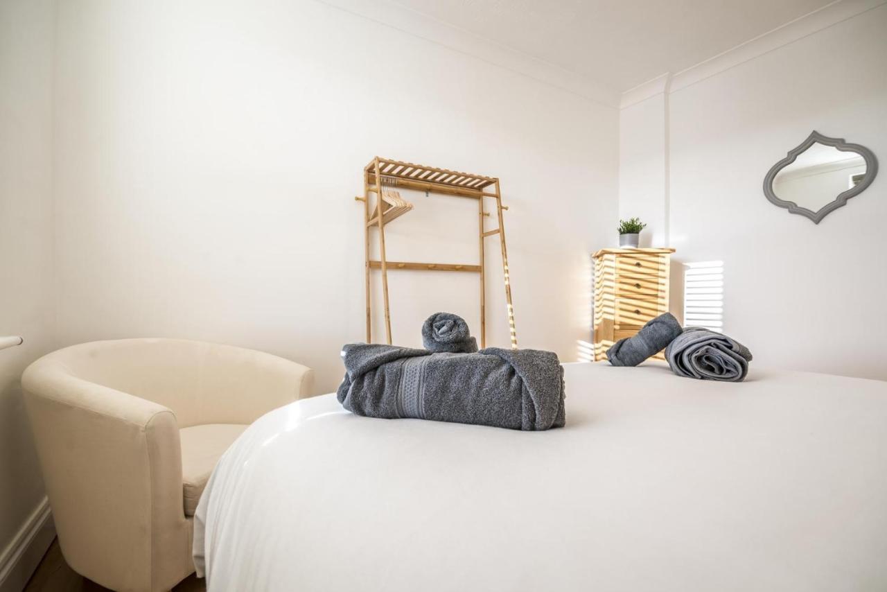 Ivydene - 3 Bedroom Holiday Home - Тенби Экстерьер фото